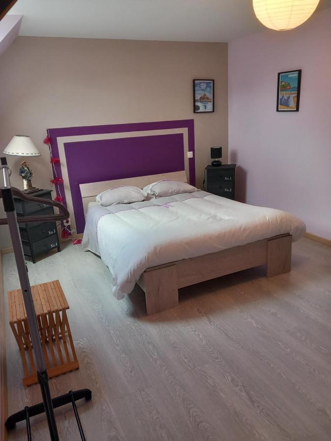 Chambre D'Hote De La Baronne Roz-sur-Couesnon Exteriör bild